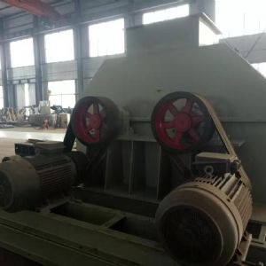 臥式粉碎機(jī)完工，準(zhǔn)備發(fā)貨